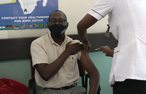 Erongo governor takes lead on Covid vaccination