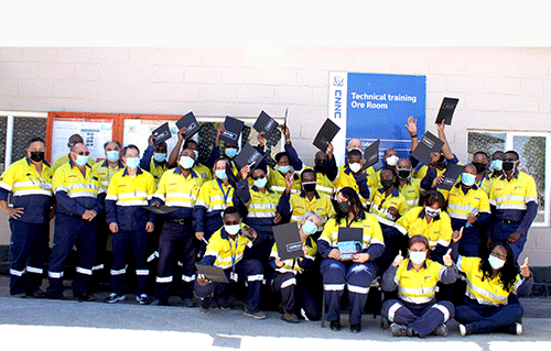 Rössing Uranium employees graduate from Stellenbosch Business School