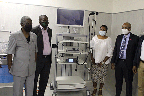 Onandjokwe gets medical equipment from Debmarine