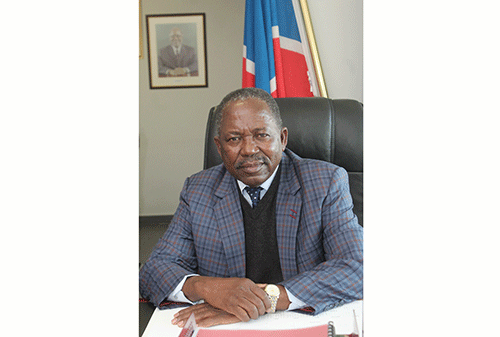 Kapofi quashes talk of presidential ambitions  