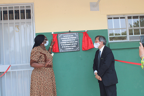 King Kauluma bids farewell to makeshift classrooms