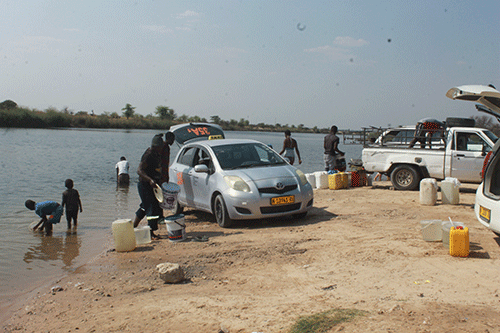 Rundu taps dry for two days, taxis cashing in
