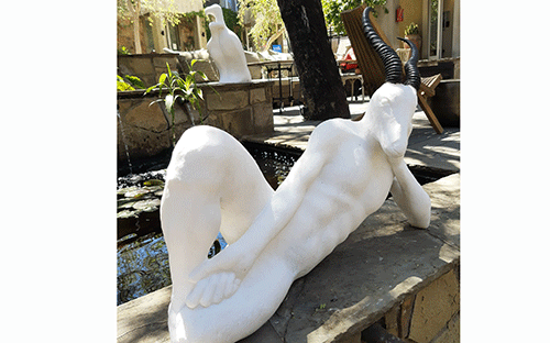 Ngavee’s sculptures on display at Village Garden Cafe