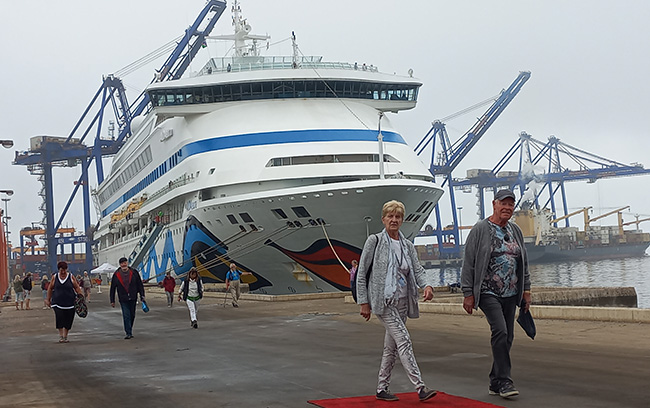 Coast awaits 20 000 cruise liner tourists