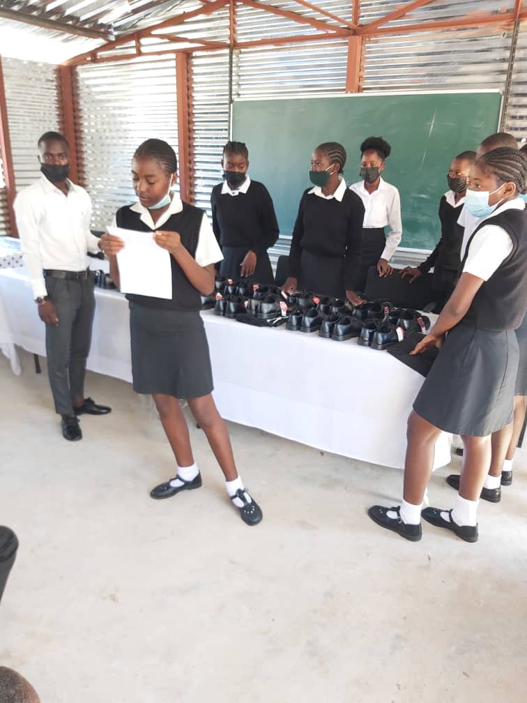 Sauyemwa school dresses learners