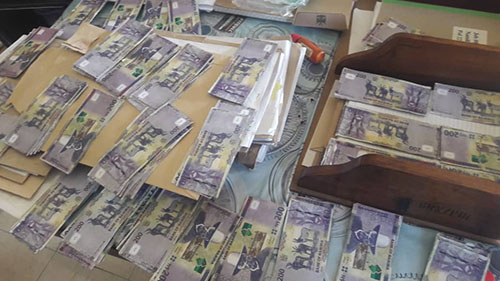 Five arrested with counterfeit notes