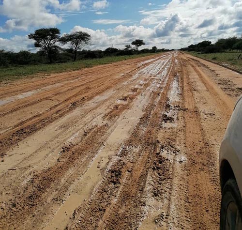 Okondjatu community cries foul over shoddy roadwork