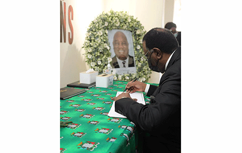 Geingob hails Rupiah Banda at state funeral 