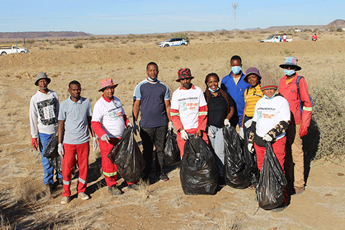 Keetmans municipality and residents clean town