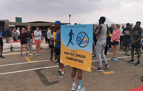 Journalist campaigns against drugs through running