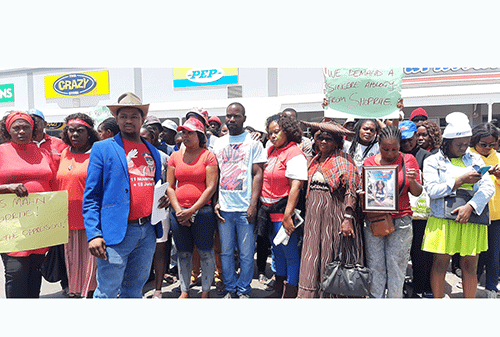 Demonstrators bay for Shoprite managers’ blood