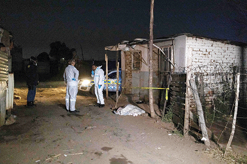 17 dead from gas leak in South African slum