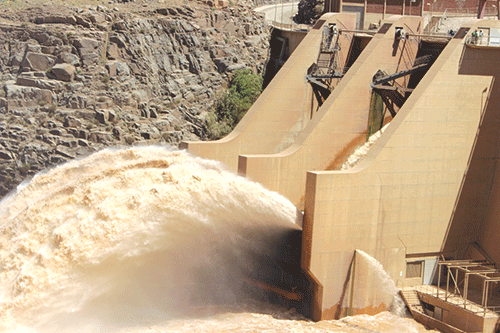 Double blow in N$184m Naute Dam tender