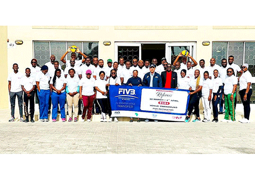 Volleyball refereeing course kicks off at coast