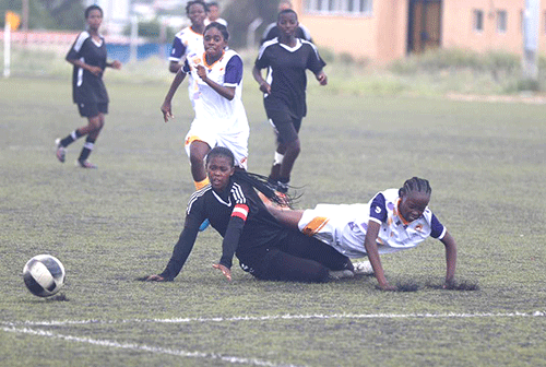 Heat and victories in Women Super League
