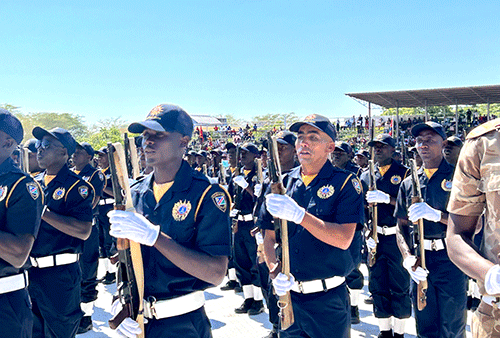 Over 1 000 police cadets graduate from Oshakati