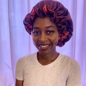 Beatha, the bonnet girl