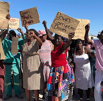 dauredaman1 Dauredaman boycott festival, lock out chief from office