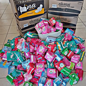 Pregnant women receive dignity kits