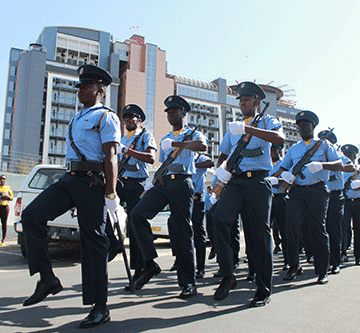 Exodus leaves police force fragile