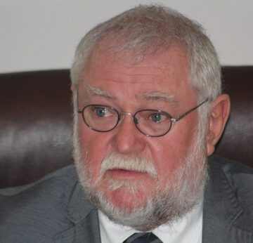 Schlettwein irked by water pump theft