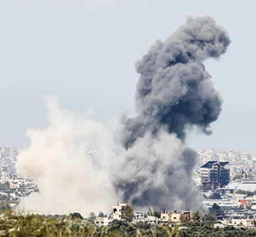 Intense Israeli bombardment hits southern Gaza