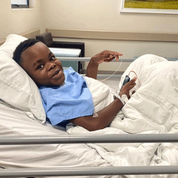 Kidney donor comforts Iipinge’s life