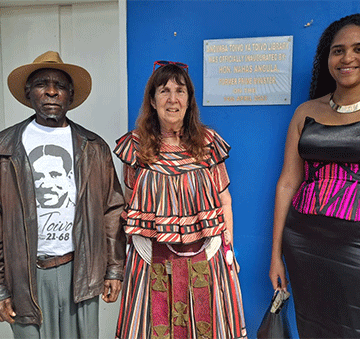 Ya Toivo library opens