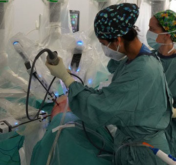 Barcelona hospital  performs world’s first fully robotic lung transplant