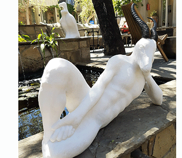 Ngavee’s sculptures on display at Village Garden Cafe