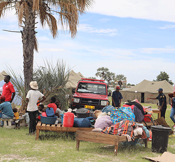 Northern flood subsides, hundreds still displaced