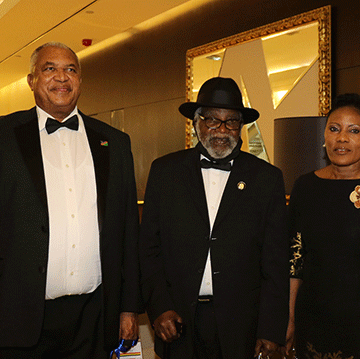 Nujoma bids farewell to Dos Santos