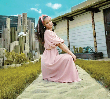 samuels 2 The metamorphosis of Samuels… as she delivers ‘Becoming a butterfly and flying through the rain’