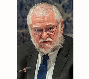 Schlettwein defends Kavango  land allocation delays