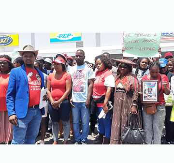 Demonstrators bay for Shoprite managers’ blood