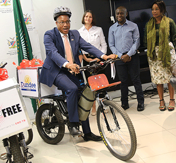 Dundee donates e-bikes to Tsumkwe’s healthcare