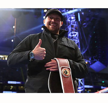 Usyk to play football