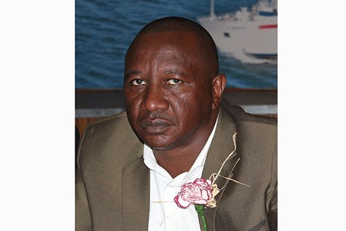 Gloves off in phosphate dispute… scientist claims real threat comes from fishing sector