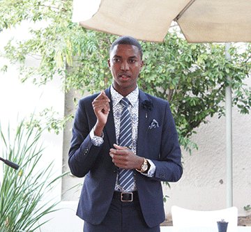 Amushelelo still waiting for Legal Aid