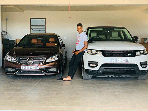 Amushelelo’s Merc to go under the hammer