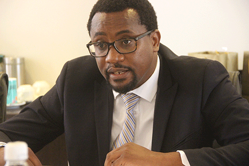 Ithete accuses commercial banks of mafia tactics