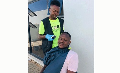 African child, get up and hustle