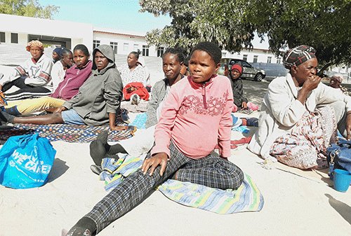 Pregnant women sleep on cold floor