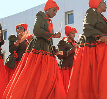 dd6 Damara taradi unveils unique traditional dress