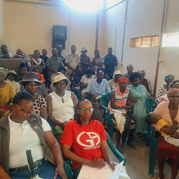 etunda Etunda farmers complain about equipment, living conditions