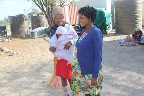 San women prefer bush birth