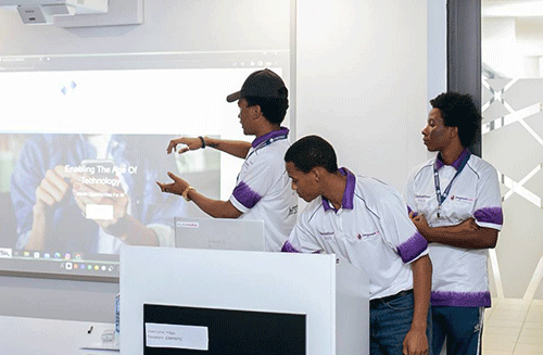 hackers Schoemans encouraging innovation