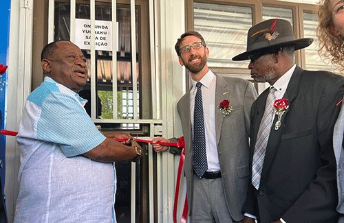 Geingob applauds health workers