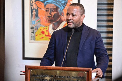 Hengari: ‘Resist temptation of becoming unelected politicians’