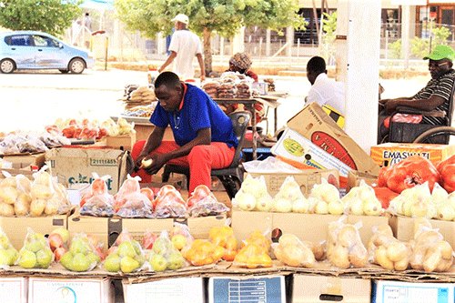 Fat cake vendors cry over escalating oil prices